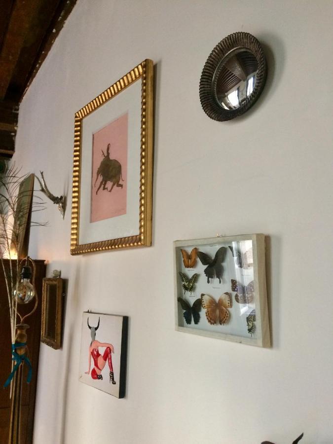 스뮤엉옥수아 Le Boudoir D'Artiste B&B 외부 사진